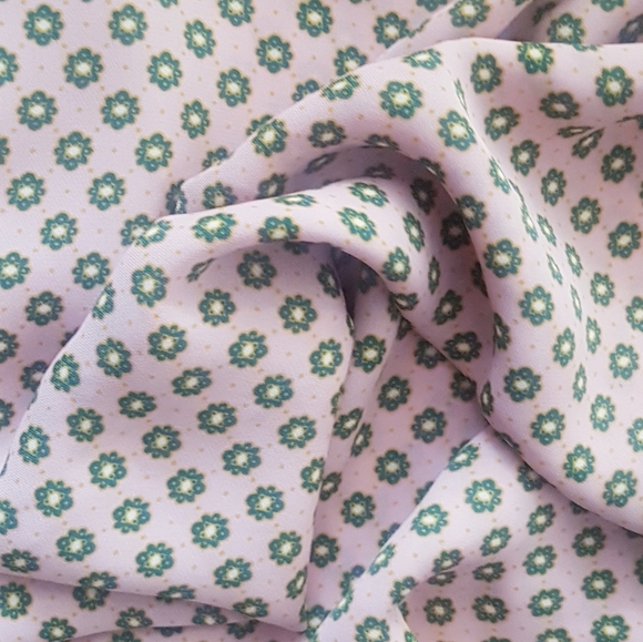 LAUREN CONRAD Tan & Green Pleated Collar Semi-Sheer Floral Blouse - Picture 4 of 9